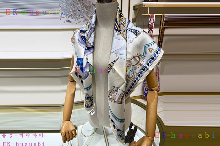 NEW 에르메스 스카프 신상 H 6689144