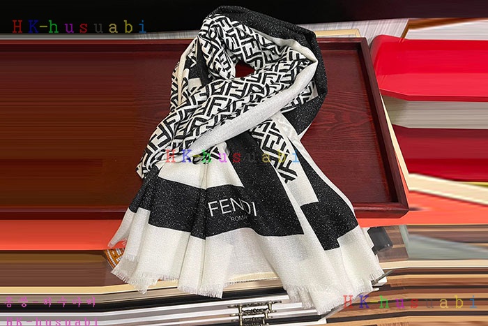 NEW펜디 스카프 신상 FD 705510