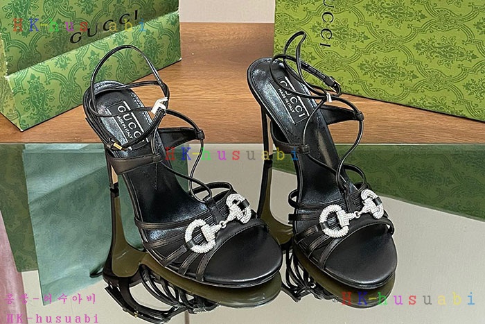 NEW 구찌 샌들 신상 GU 698802