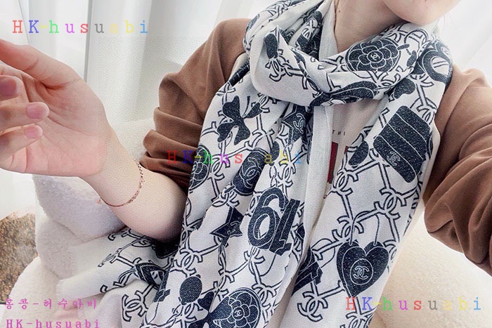 NEW 샤넬 스카프 신상 C 828805