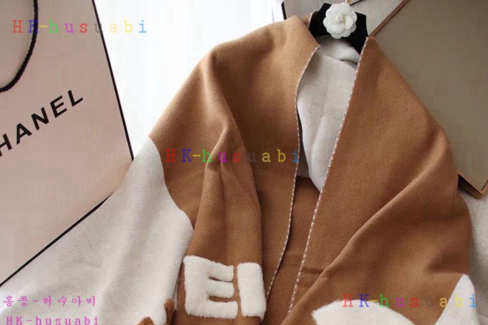 NEW 샤넬 스카프 신상 C 828804