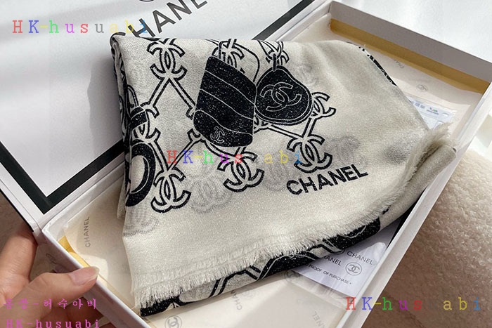 NEW 샤넬 스카프 신상 C 828805