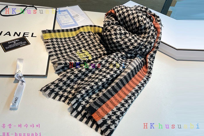 NEW 샤넬 스카프 신상 C 82897