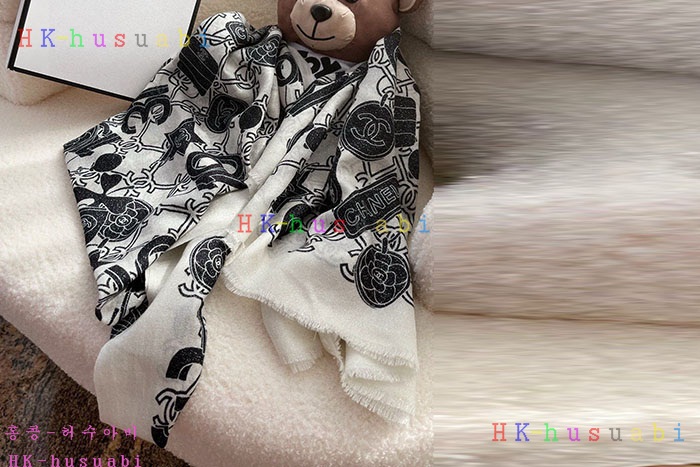 NEW 샤넬 스카프 신상 C 828805