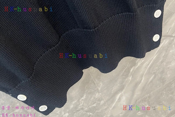 NEW 톰브라운 반팔 신상 TB 4414057