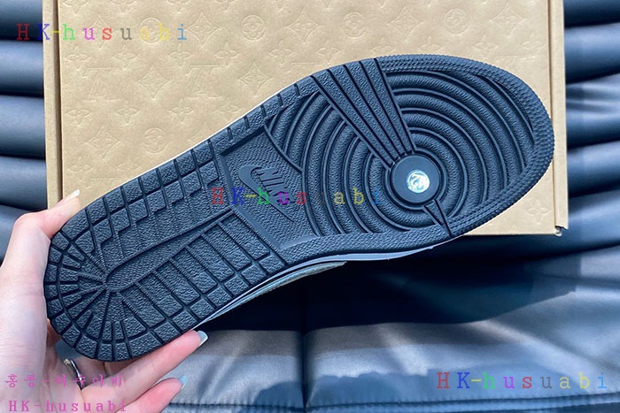 NEW 루이비통 신발 신상 LV 6900154