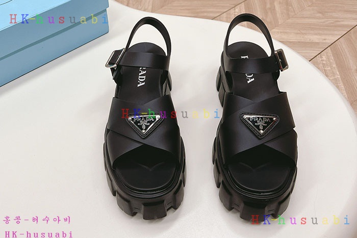 NEW 프라다 샌들 신상 P 570444