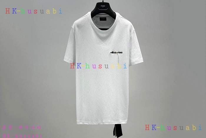 NEW 펜디 반팔티 신상 FD 807003