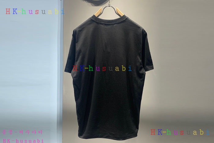 NEW 프라다 반팔티 신상 P 668042