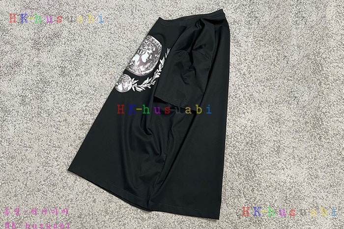 NEW 돌체앤가바나 반팔티 신상 DG 580017