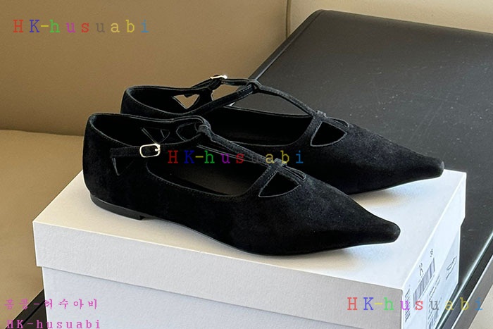 NEW 더 로우 신발 L 968222