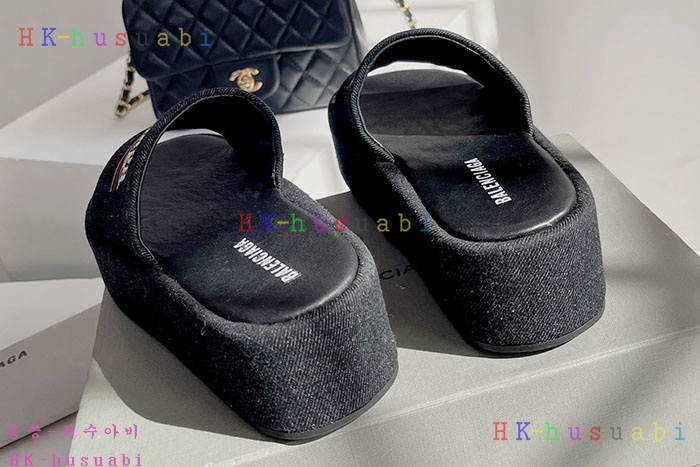 NEW 발렌시아가 샌들 신상 B 669954