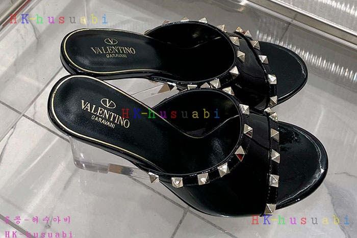 NEW 발렌티노 샌들 신상 V 229806