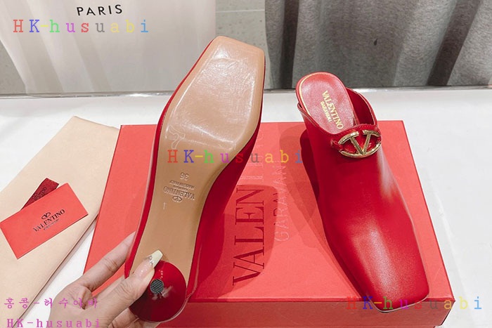NEW 발렌티노 샌들 신상 V 2660017
