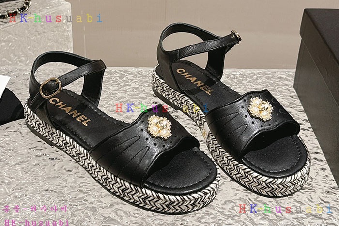 NEW 샤넬 샌들 신상 C 698855