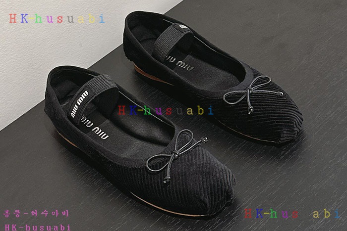 NEW 미우미우 신발 신상 MU 6692665