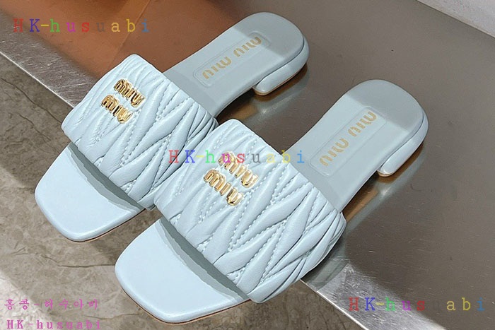 NEW 미우미우 샌들 신상 M 968017