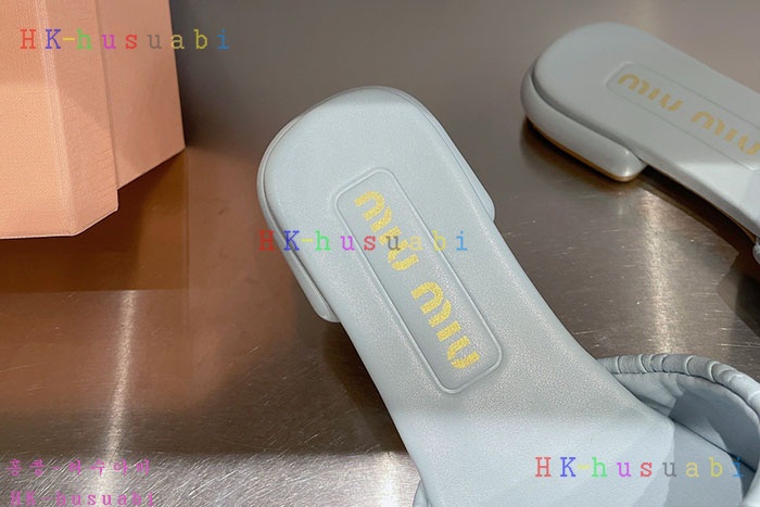 NEW 미우미우 샌들 신상 M 968017