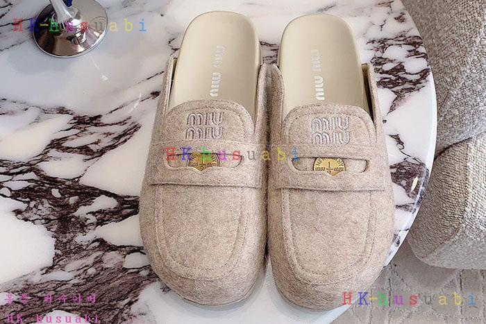 NEW 미우미우 신발 신상 M 755011