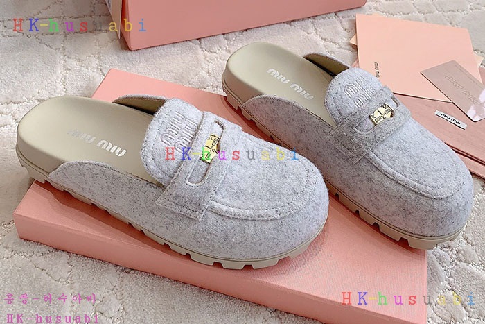 NEW 미우미우 신발 신상 M 755012
