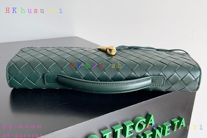 ★미러급★보테가베네타 롱 핸들 클러치 741511-6
