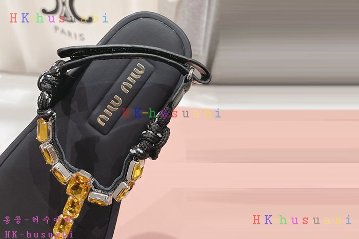 NEW 미우미우 신발 신상 MU 8944710