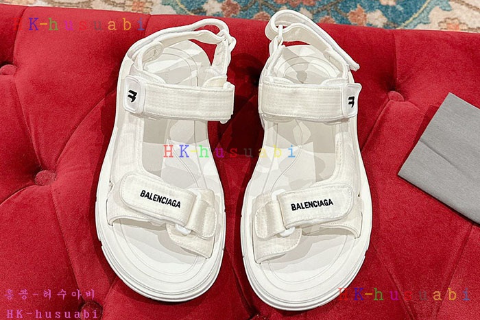 NEW 발렌시아가 신발 신상 B 3525014