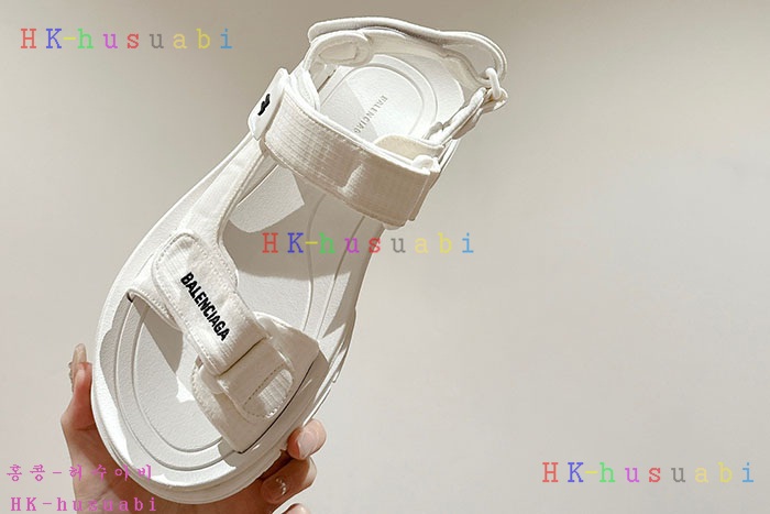NEW 발렌시아가 신발 신상 B 3525014