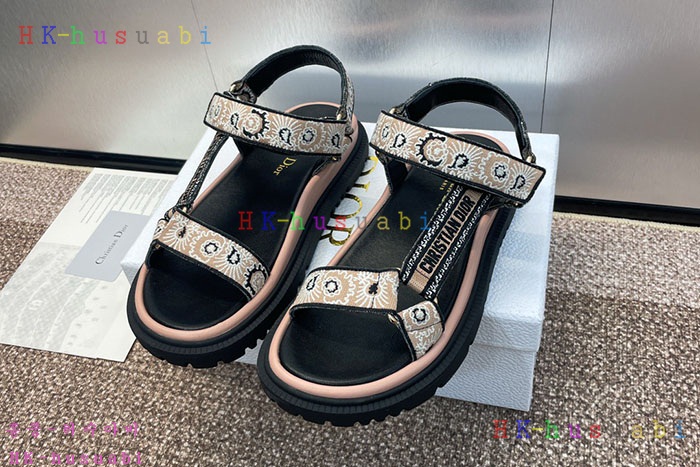 NEW 디올 신발 신상 DR 599518