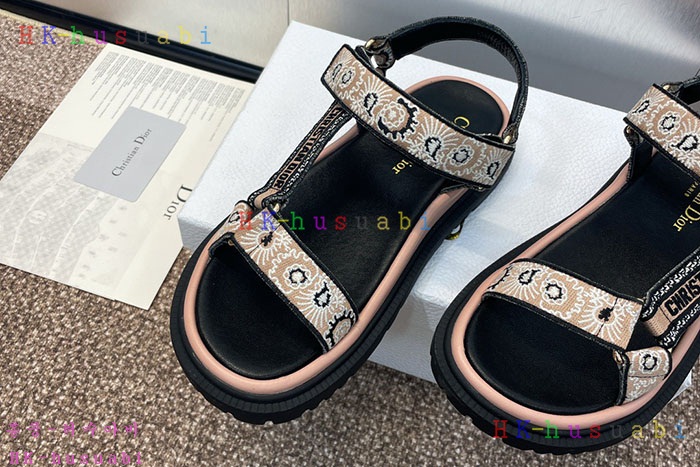 NEW 디올 신발 신상 DR 599518