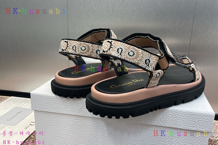 NEW 디올 신발 신상 DR 599518