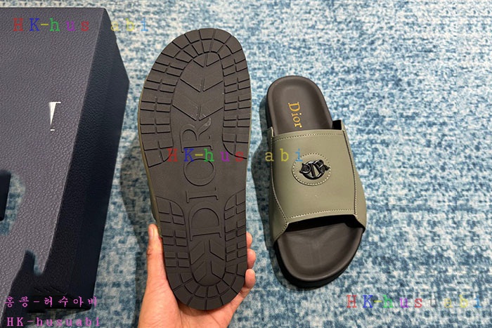 NEW 디올 신발 신상 DR 4475810