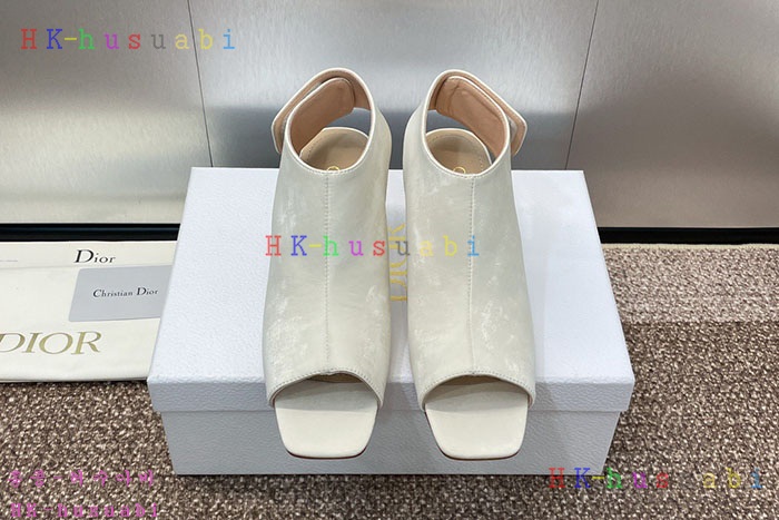 NEW 디올 신발 신상 DR 188571