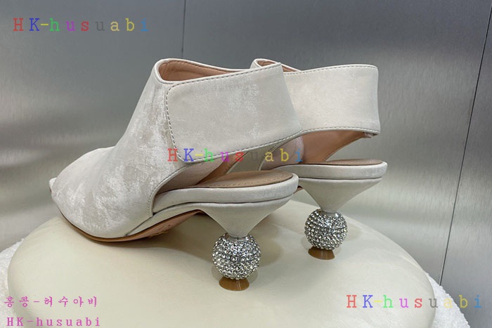 NEW 디올 신발 신상 DR 188571