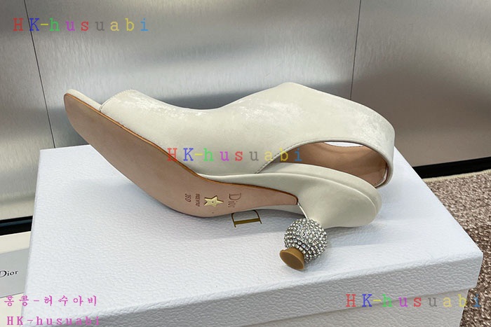 NEW 디올 신발 신상 DR 188571