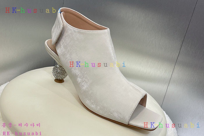 NEW 디올 신발 신상 DR 188571