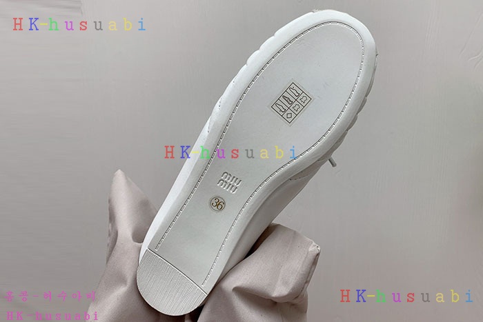 NEW 미우미우 신발 신상 MU 5828011
