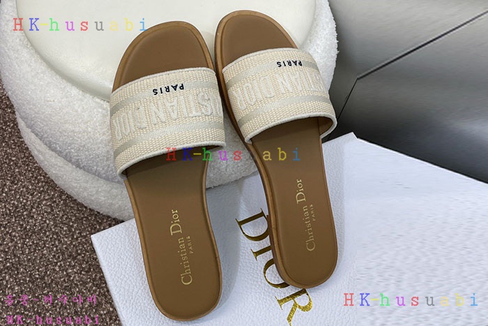 NEW 디올 샌들 신상 DR 8662504