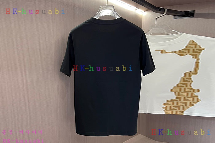 NEW 펜디 반팔티 신상 F 9580404