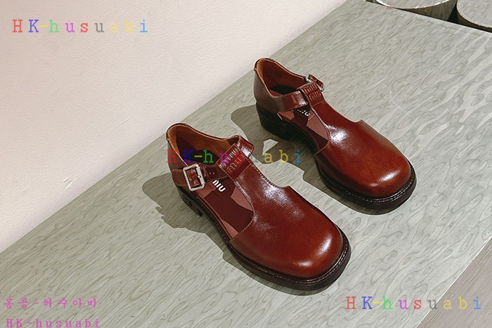 NEW 미우미우 신발 신상 MU 9805010