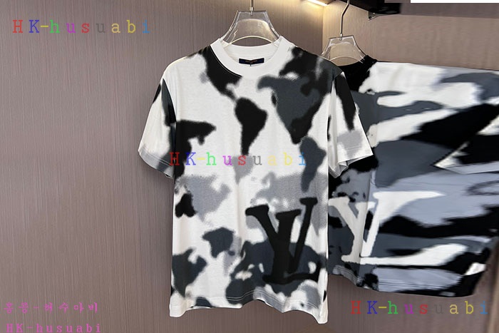 NEW 루이비통 반팔티 신상 LV 158017