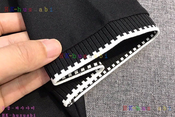 NEW 루이비통 반팔티 신상 LV 159914