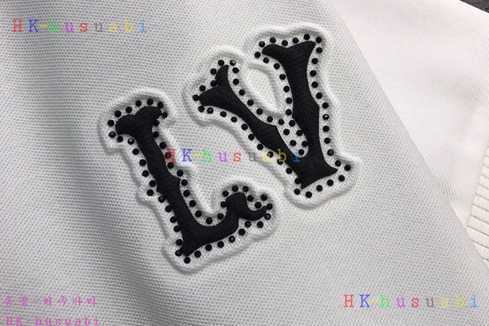 NEW 루이비통 반팔티 신상 LV 159915