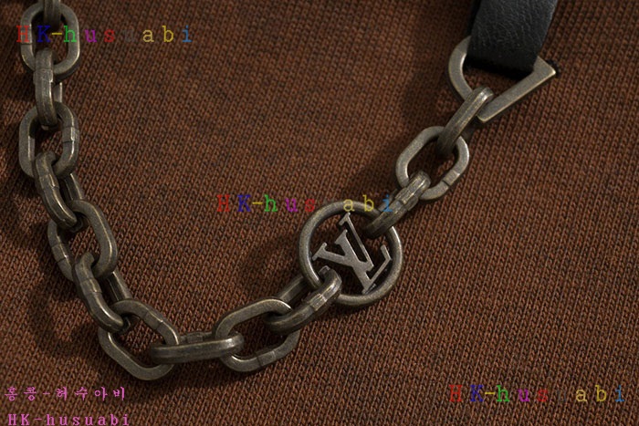NEW 루이비통 민소매티 신상 LV 159968