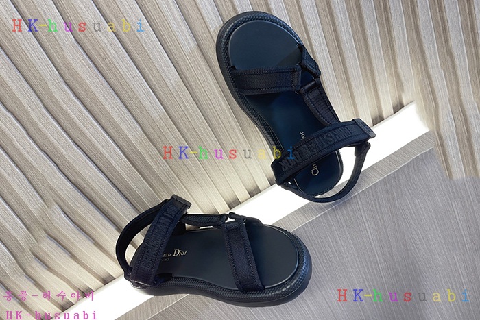 NEW 디올 샌들 신상 DR 468812