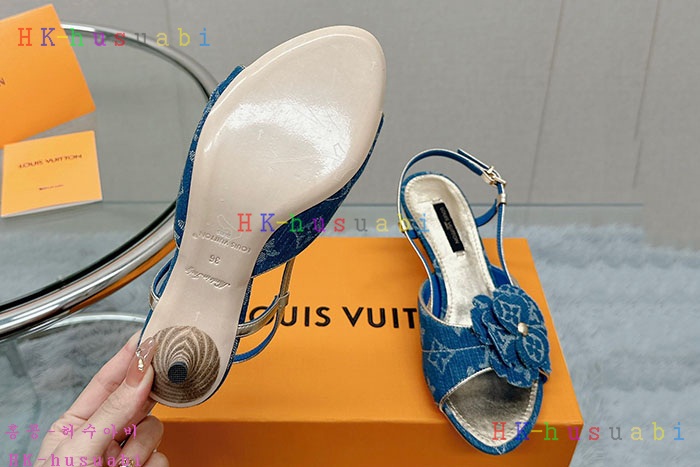 NEW 루이비통 샌들 신상 LV 599204