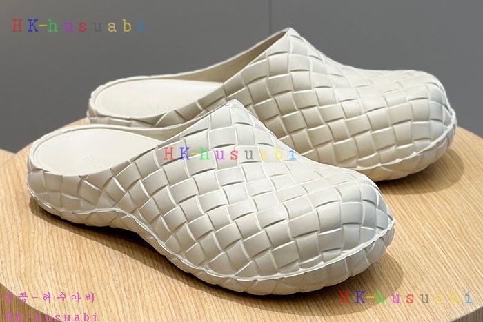 NEW 보테가베네타 샌들 신상 BV 745507
