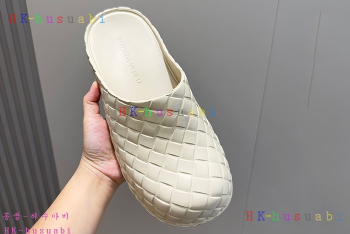 NEW 보테가베네타 샌들 신상 BV 745507