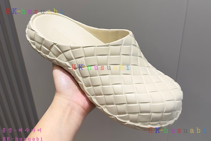 NEW 보테가베네타 샌들 신상 BV 745507