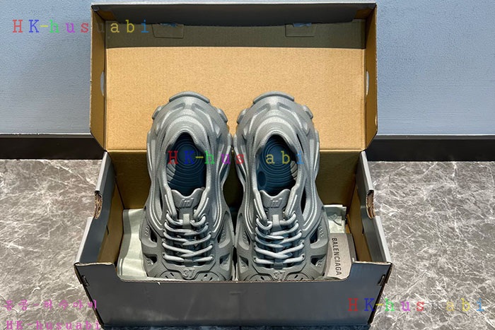 NEW 발렌시아가 신발 신상 B 699011
